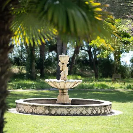 Green Park Divjake Vakantieboerderij *