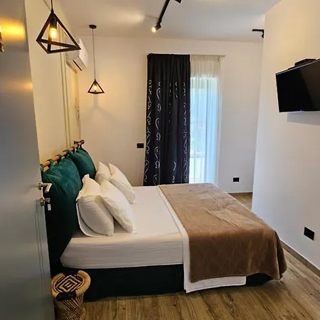 Vakantieboerderij Green Park Divjake Divjake